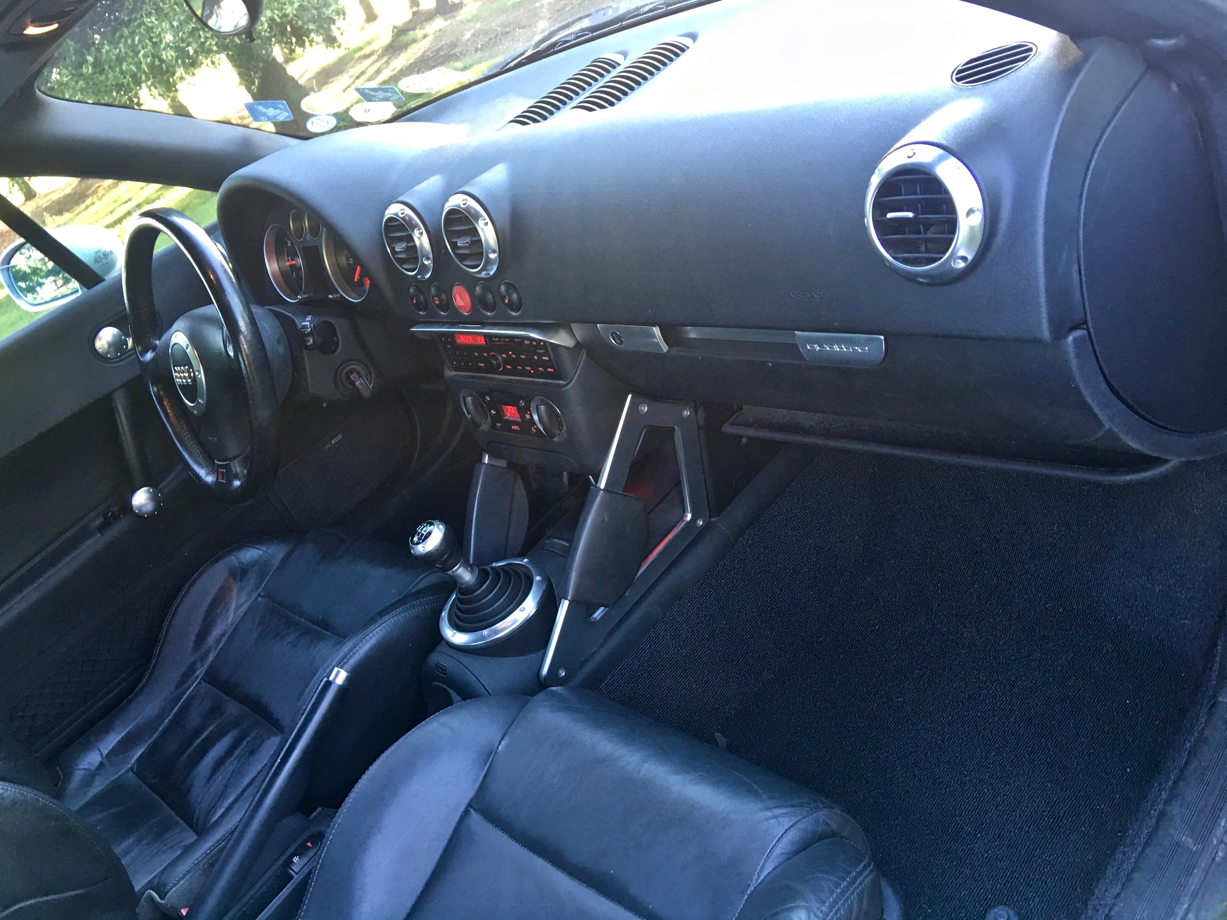 2001 Audi TT Quattro Roadster 225 – Rare Győr-Built 1.8L 20V Turbo (225 hp), 6-Speed Manual, Haldex All-Wheel Drive — photo 48